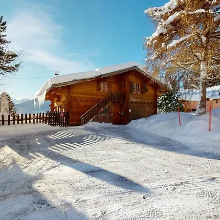 Apartment At The Bottom Of The Slopes In Crans-montana, Cosy Atmosphere *