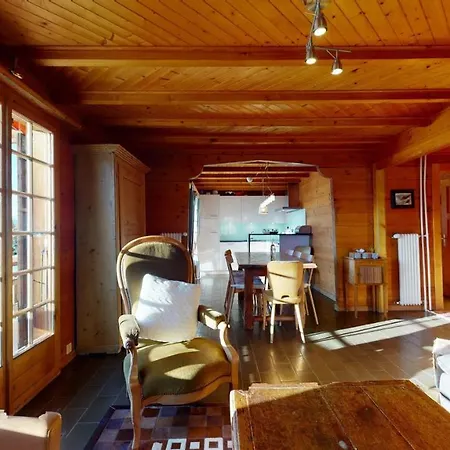 Apartment At The Bottom Of The Slopes In Crans-montana, Cosy Atmosphere *