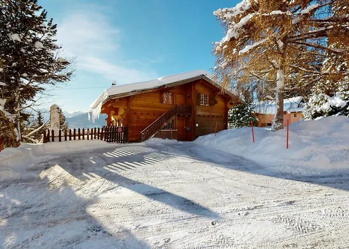 Lägenhet At The Bottom Of The Slopes In Crans-montana, Cosy Atmosphere *