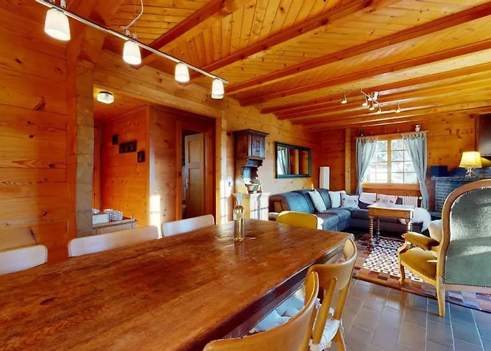 Apartament At The Bottom Of The Slopes In Crans-montana, Cosy Atmosphere *