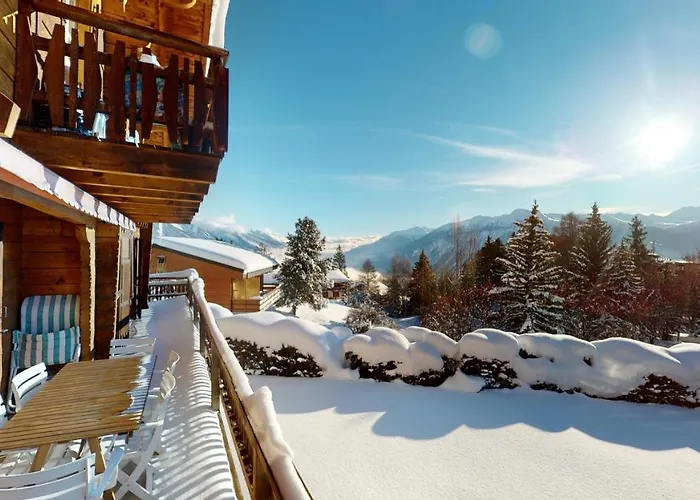 At The Bottom Of The Slopes In Crans-montana, Cosy Atmosphere 克莱恩 蒙塔纳