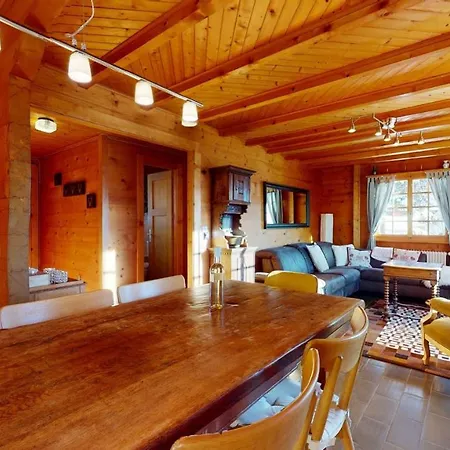 Apartament At The Bottom Of The Slopes In Crans-montana, Cosy Atmosphere *